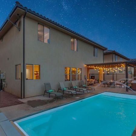 Paradise Village 94 Luxury Home With Private Hot Tub, Fire Pit, Huge Kitchen, And Resort Style Pool, Water Park And Lazy River Santa Clara Exterior photo