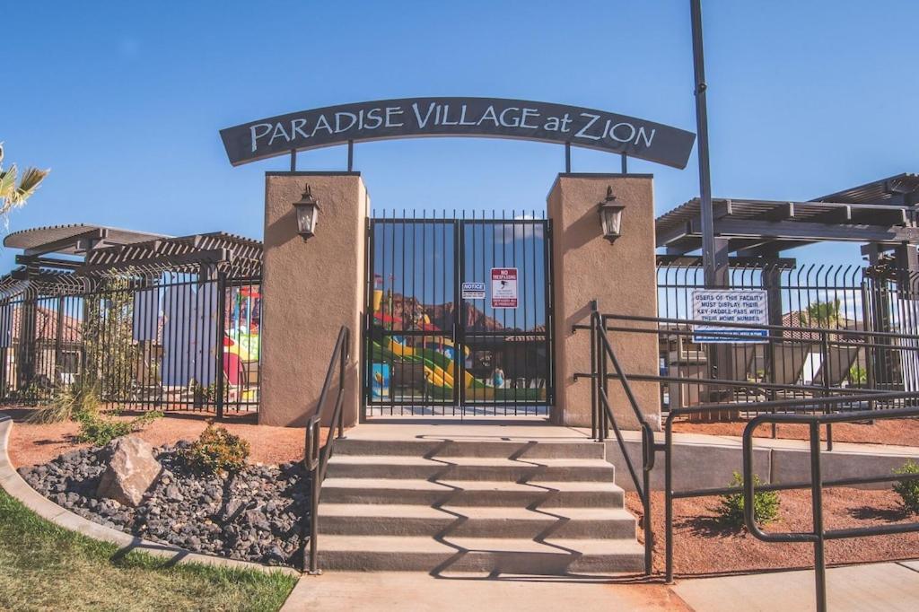 Paradise Village 94 Luxury Home With Private Hot Tub, Fire Pit, Huge Kitchen, And Resort Style Pool, Water Park And Lazy River Santa Clara Exterior photo