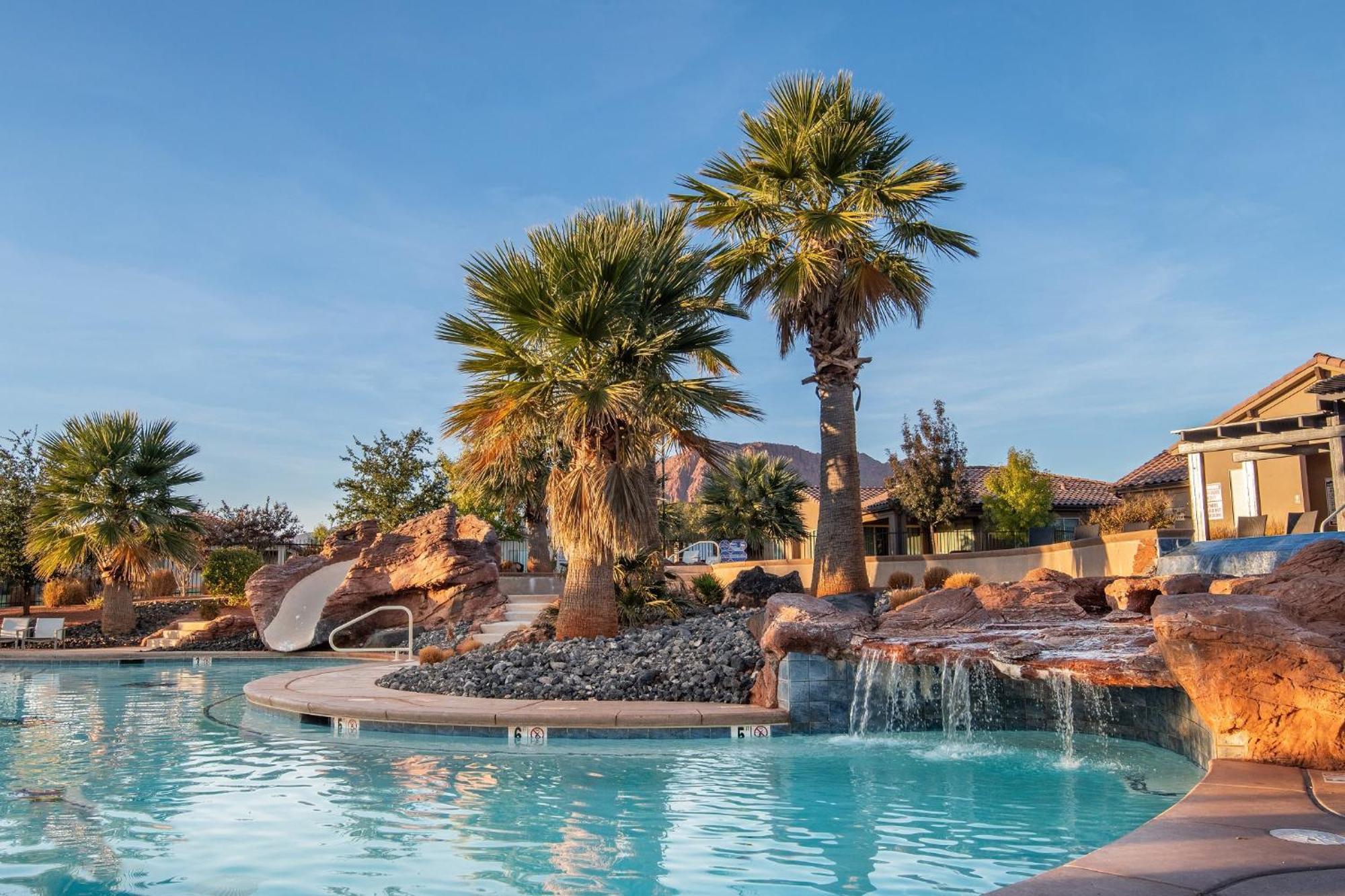 Paradise Village 94 Luxury Home With Private Hot Tub, Fire Pit, Huge Kitchen, And Resort Style Pool, Water Park And Lazy River Santa Clara Exterior photo