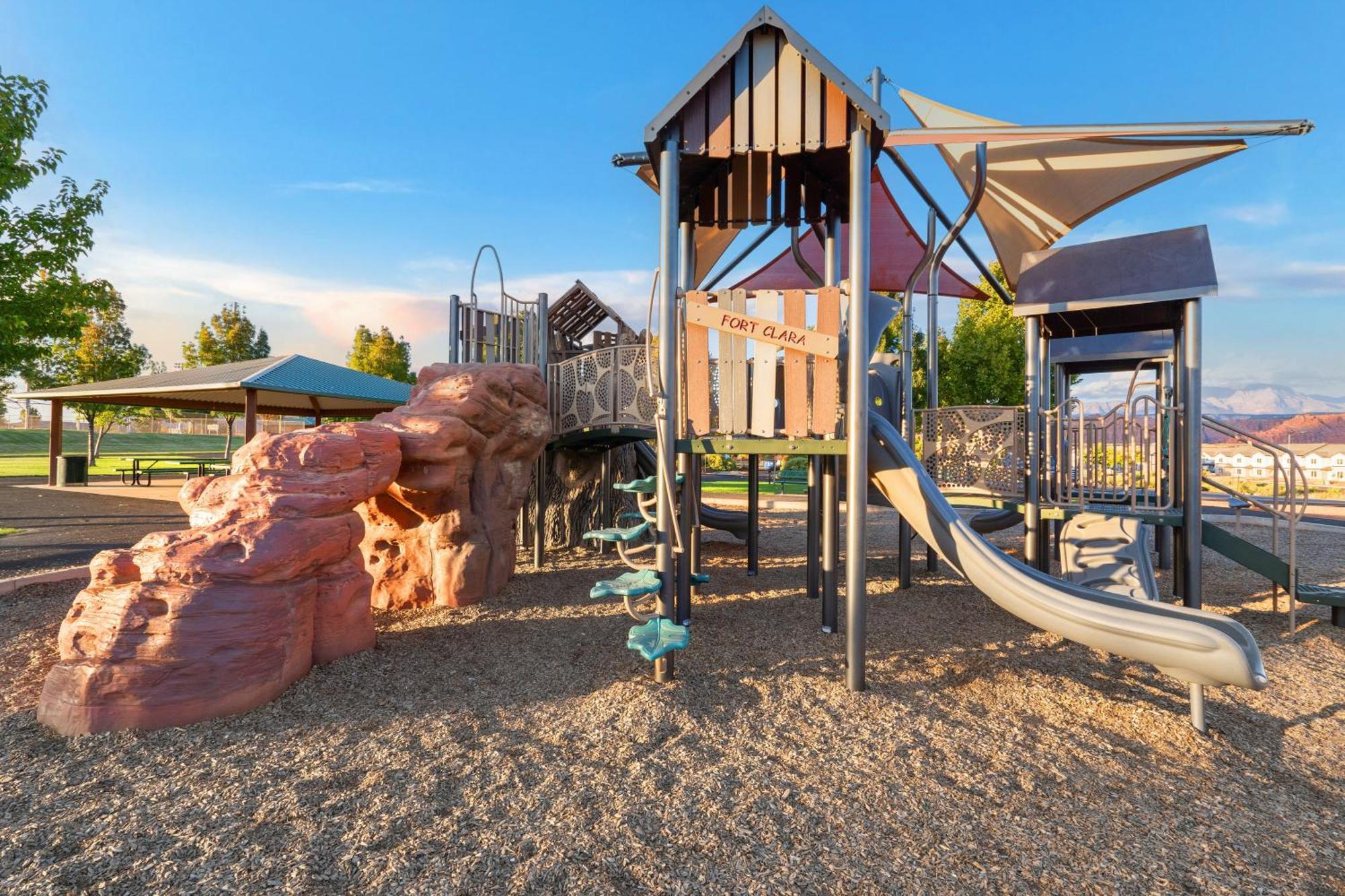 Paradise Village 94 Luxury Home With Private Hot Tub, Fire Pit, Huge Kitchen, And Resort Style Pool, Water Park And Lazy River Santa Clara Exterior photo